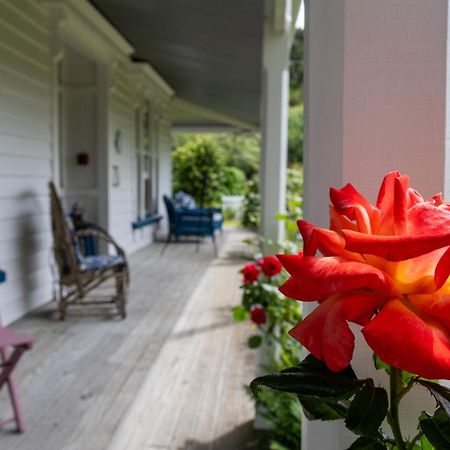 Halfmoon Cottage Акароа Екстериор снимка