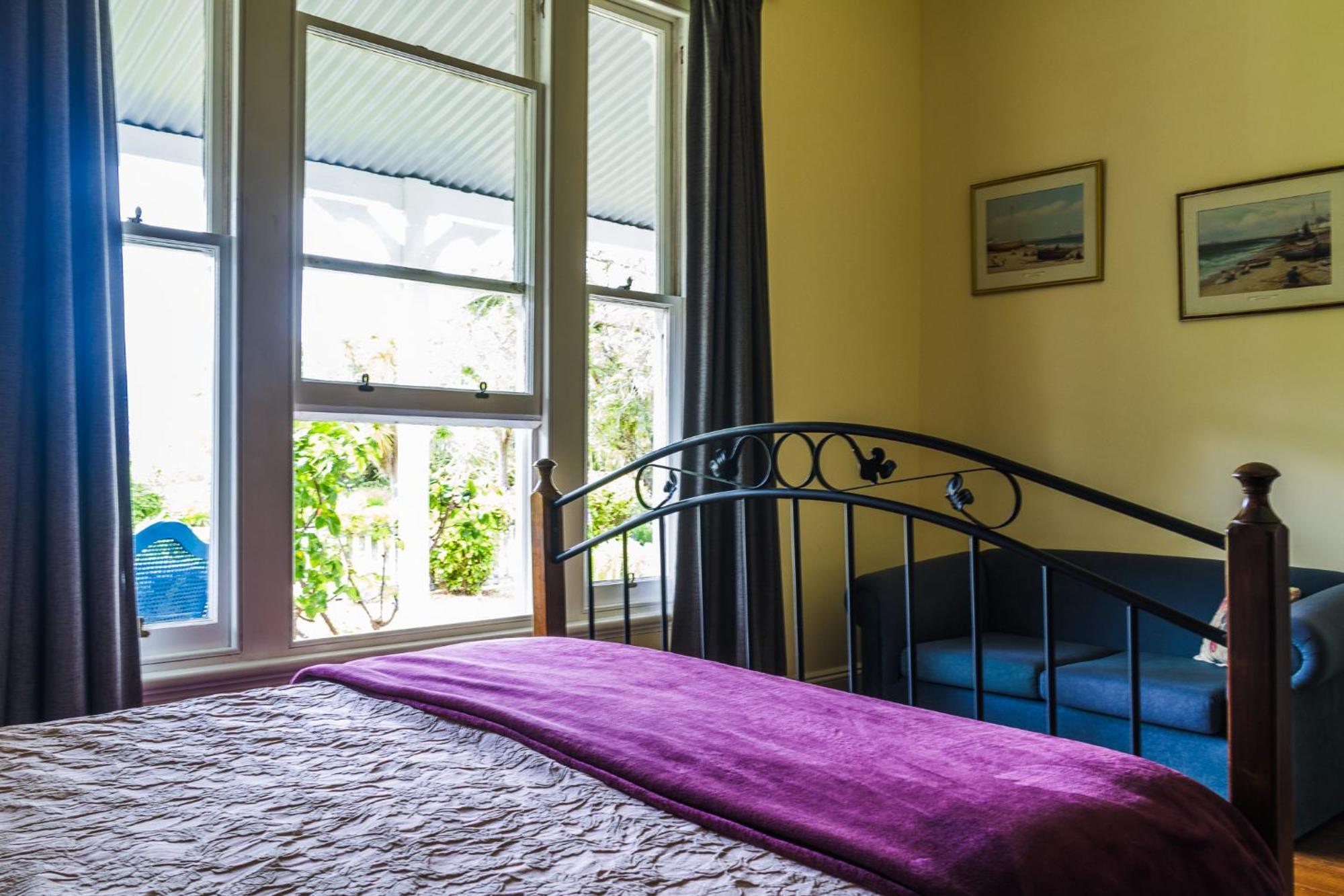 Halfmoon Cottage Акароа Екстериор снимка